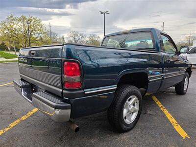 1996 Dodge Ram 1500 Laramie SLT   - Photo 9 - Downers Grove, IL 60515
