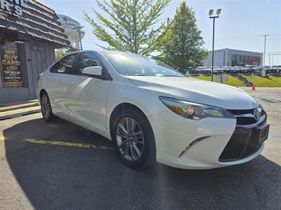2016 Toyota Camry SE   - Photo 3 - Downers Grove, IL 60515