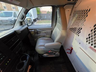2019 Chevrolet Express 2500 - Photo 15 - Downers Grove, IL 60515