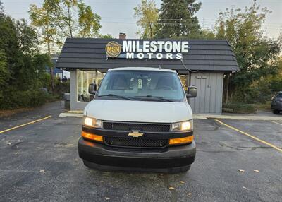 2019 Chevrolet Express 2500 - Photo 3 - Downers Grove, IL 60515