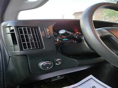 2019 Chevrolet Express 2500 - Photo 18 - Downers Grove, IL 60515