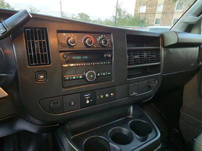 2019 Chevrolet Express 2500 - Photo 12 - Downers Grove, IL 60515