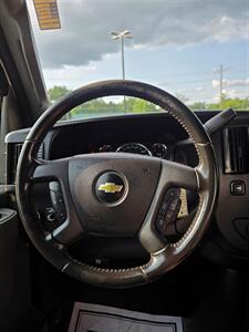 2020 Chevrolet Express 3500   - Photo 17 - Downers Grove, IL 60515