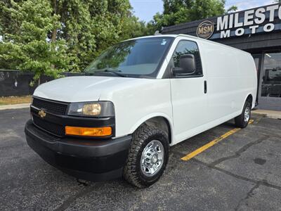 2020 Chevrolet Express 3500   - Photo 2 - Downers Grove, IL 60515