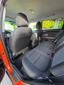 2019 Kia Soul +   - Photo 9 - Downers Grove, IL 60515