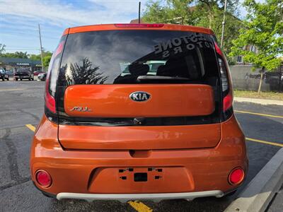 2019 Kia Soul +   - Photo 6 - Downers Grove, IL 60515