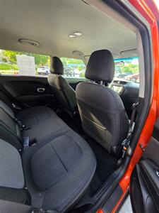2019 Kia Soul +   - Photo 13 - Downers Grove, IL 60515