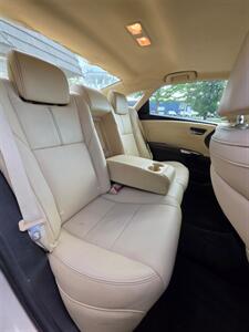 2013 Toyota Avalon XLE Premium - Photo 15 - Downers Grove, IL 60515