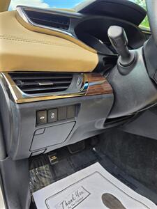 2013 Toyota Avalon XLE Premium - Photo 27 - Downers Grove, IL 60515