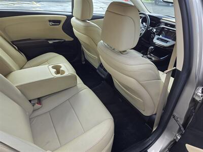 2013 Toyota Avalon XLE Premium - Photo 14 - Downers Grove, IL 60515