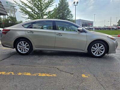 2013 Toyota Avalon XLE Premium - Photo 6 - Downers Grove, IL 60515