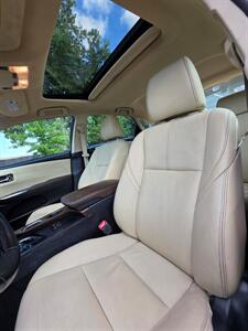 2013 Toyota Avalon XLE Premium - Photo 11 - Downers Grove, IL 60515