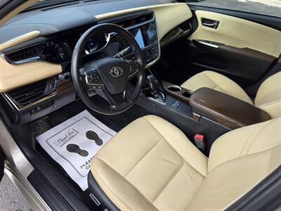 2013 Toyota Avalon XLE Premium - Photo 10 - Downers Grove, IL 60515