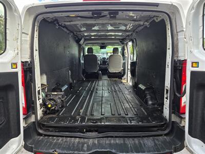 2017 Ford Transit 150 - Photo 16 - Downers Grove, IL 60515