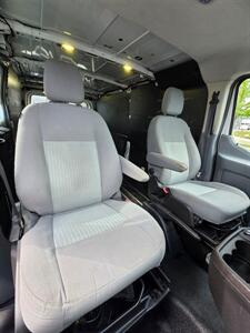 2017 Ford Transit 150 - Photo 13 - Downers Grove, IL 60515