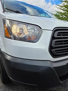 2017 Ford Transit 150 - Photo 27 - Downers Grove, IL 60515