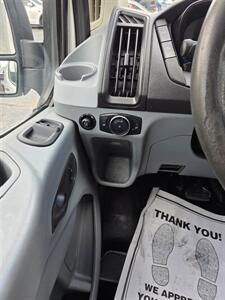 2017 Ford Transit 150 - Photo 22 - Downers Grove, IL 60515