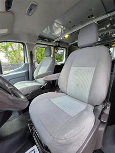 2017 Ford Transit 150 - Photo 11 - Downers Grove, IL 60515