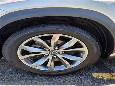 2015 Lexus NX200t F SPORT - Photo 37 - Downers Grove, IL 60515