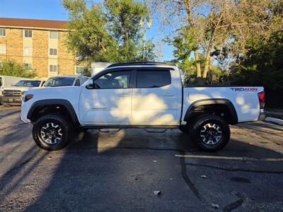2016 Toyota Tacoma TRD Off-Road - Photo 29 - Downers Grove, IL 60515