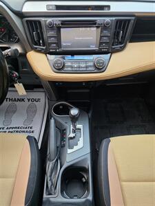 2016 Toyota RAV4 XLE - Photo 16 - Downers Grove, IL 60515