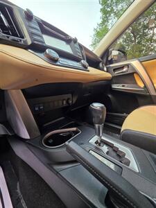 2016 Toyota RAV4 XLE - Photo 26 - Downers Grove, IL 60515
