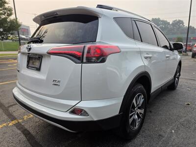 2016 Toyota RAV4 XLE - Photo 5 - Downers Grove, IL 60515
