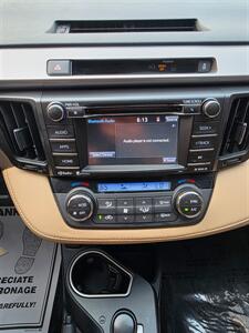 2016 Toyota RAV4 XLE - Photo 17 - Downers Grove, IL 60515