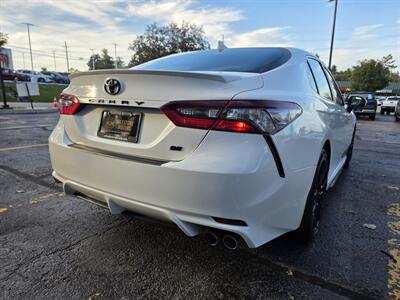 2021 Toyota Camry SE - Photo 5 - Downers Grove, IL 60515