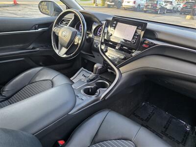 2021 Toyota Camry SE - Photo 13 - Downers Grove, IL 60515