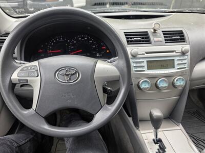 2009 Toyota Camry LE - Photo 15 - Downers Grove, IL 60515