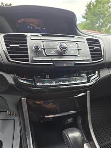 2017 Honda Accord Sport - Photo 27 - Downers Grove, IL 60515