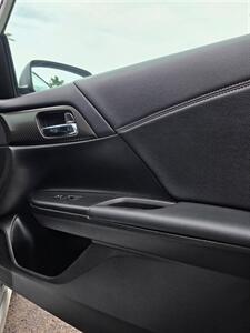 2017 Honda Accord Sport - Photo 17 - Downers Grove, IL 60515
