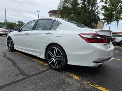 2017 Honda Accord Sport - Photo 7 - Downers Grove, IL 60515