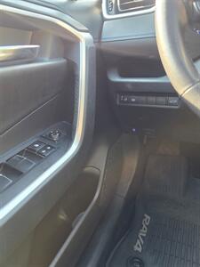 2020 Toyota RAV4 Hybrid XSE   - Photo 20 - Downers Grove, IL 60515