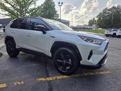 2020 Toyota RAV4 Hybrid XSE   - Photo 3 - Downers Grove, IL 60515