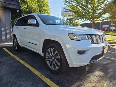 2017 Jeep Grand Cherokee Overland - Photo 4 - Downers Grove, IL 60515