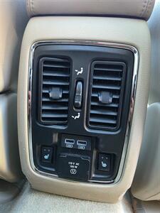 2017 Jeep Grand Cherokee Overland - Photo 24 - Downers Grove, IL 60515