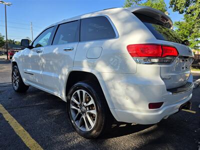 2017 Jeep Grand Cherokee Overland - Photo 8 - Downers Grove, IL 60515