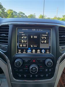 2017 Jeep Grand Cherokee Overland - Photo 20 - Downers Grove, IL 60515