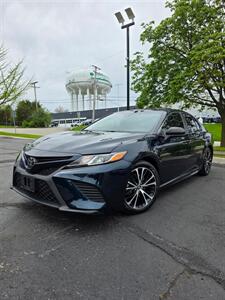 2018 Toyota Camry SE   - Photo 11 - Downers Grove, IL 60515