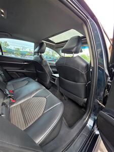 2018 Toyota Camry SE   - Photo 28 - Downers Grove, IL 60515