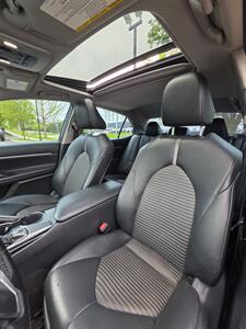 2018 Toyota Camry SE   - Photo 25 - Downers Grove, IL 60515