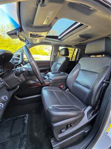 2018 GMC Yukon XL SLT   - Photo 24 - Downers Grove, IL 60515