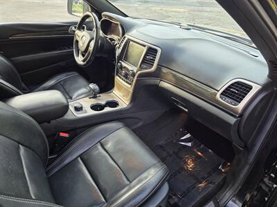 2014 Jeep Grand Cherokee Overland   - Photo 14 - Downers Grove, IL 60515