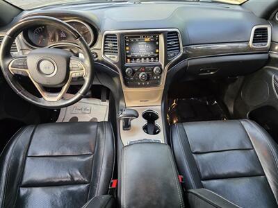 2014 Jeep Grand Cherokee Overland   - Photo 12 - Downers Grove, IL 60515