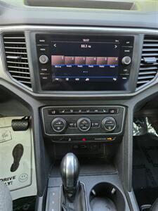 2018 Volkswagen Atlas V6 SE - Photo 19 - Downers Grove, IL 60515