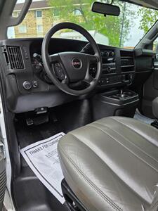 2016 GMC Savana 2500 - Photo 9 - Downers Grove, IL 60515
