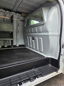 2016 GMC Savana 2500 - Photo 17 - Downers Grove, IL 60515