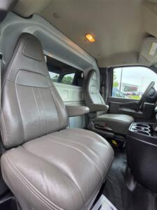 2016 GMC Savana 2500 - Photo 12 - Downers Grove, IL 60515